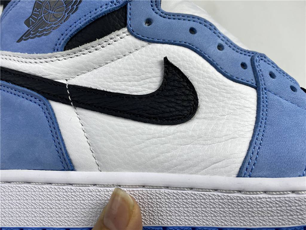 Air Jordan 1 High OG University Blue 555088-134